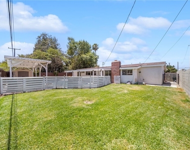 1610 Amador Avenue - Photo Thumbnail 30