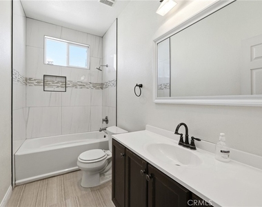 44154 Coral - Photo Thumbnail 34