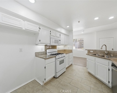 12921 Ternberry Court - Photo Thumbnail 11