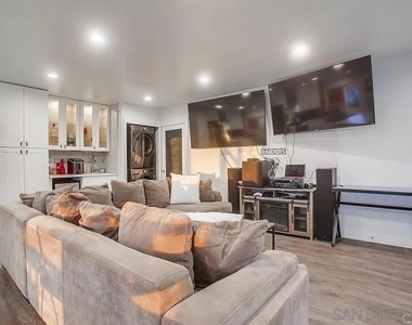 3620 Paul Jones Avenue - Photo Thumbnail 6