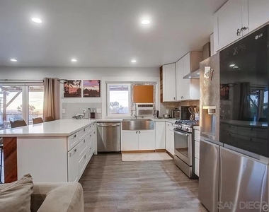 3620 Paul Jones Avenue - Photo Thumbnail 10
