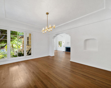 1412 Norton Avenue - Photo Thumbnail 9