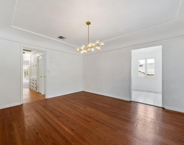 1412 Norton Avenue - Photo Thumbnail 8
