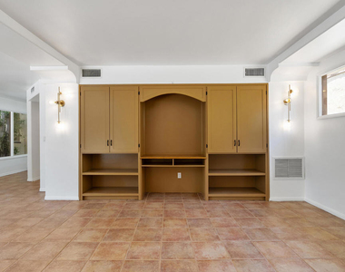 1412 Norton Avenue - Photo Thumbnail 23