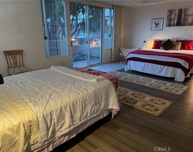 850 E Ocean Boulevard - Photo Thumbnail 34