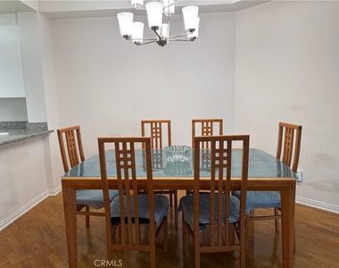 850 E Ocean Boulevard - Photo Thumbnail 10