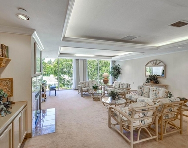 1682 Circa Del Lago - Photo Thumbnail 33