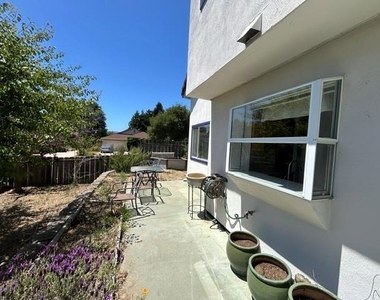 1742 Grey Seal Road - Photo Thumbnail 9