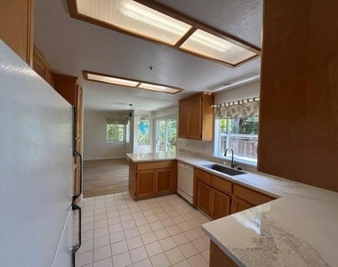 1742 Grey Seal Road - Photo Thumbnail 4
