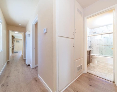 877 Miller Avenue - Photo Thumbnail 7