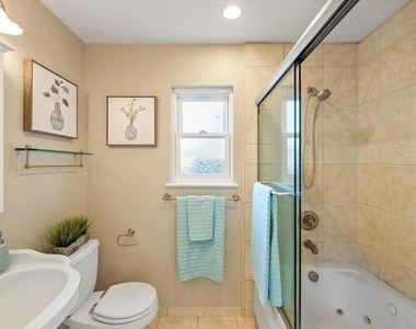 545 Shawnee Lane - Photo Thumbnail 6