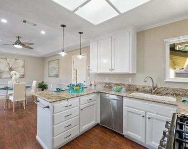 545 Shawnee Lane - Photo Thumbnail 1