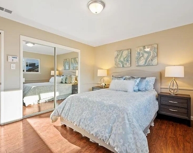 545 Shawnee Lane - Photo Thumbnail 3