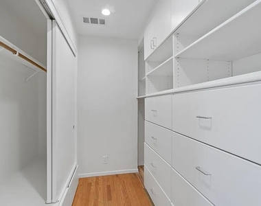 1486 Richards Avenue - Photo Thumbnail 10