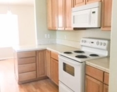 16456 Conestoga Road - Photo Thumbnail 17