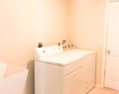 16456 Conestoga Road - Photo Thumbnail 27