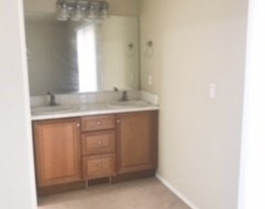 16456 Conestoga Road - Photo Thumbnail 24
