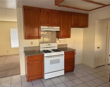 10570 Hill Grass Drive - Photo Thumbnail 2
