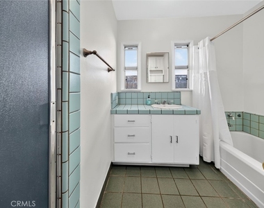 11407 Delano - Photo Thumbnail 28