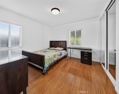 11407 Delano - Photo Thumbnail 22
