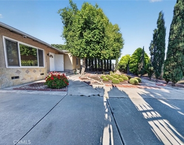 11407 Delano - Photo Thumbnail 4