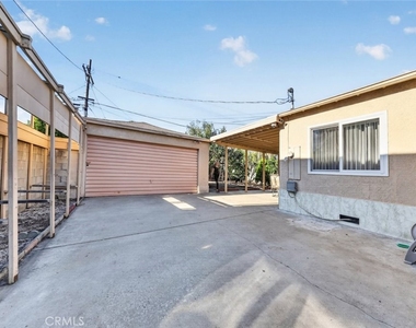 11407 Delano - Photo Thumbnail 33