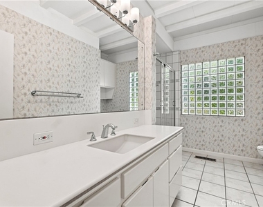 1345 Paseo Redondo - Photo Thumbnail 15