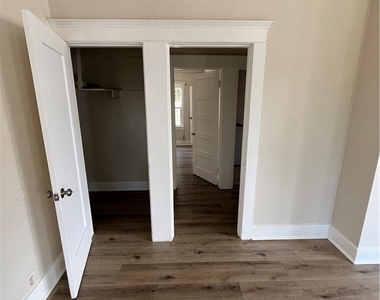 1349 W 49th - Photo Thumbnail 3