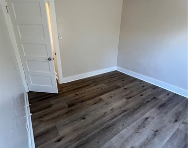 1349 W 49th - Photo Thumbnail 12