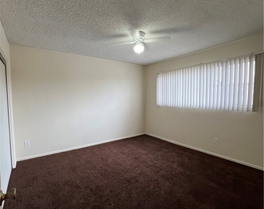 535 E Hazel - Photo Thumbnail 9