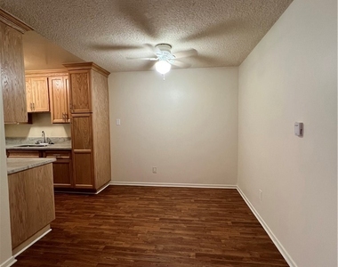 535 E Hazel - Photo Thumbnail 2
