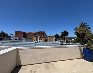 5628 Observation Lane - Photo Thumbnail 4
