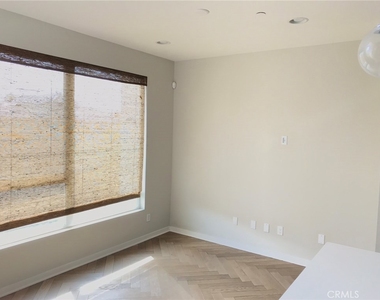 5628 Observation Lane - Photo Thumbnail 8