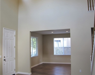 7342 Corona Valley Avenue - Photo Thumbnail 7