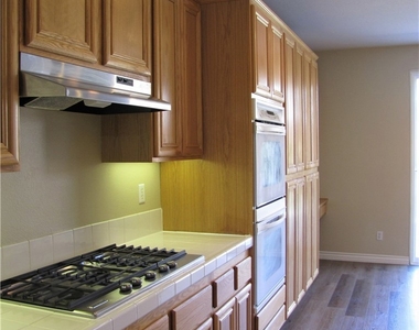7342 Corona Valley Avenue - Photo Thumbnail 11