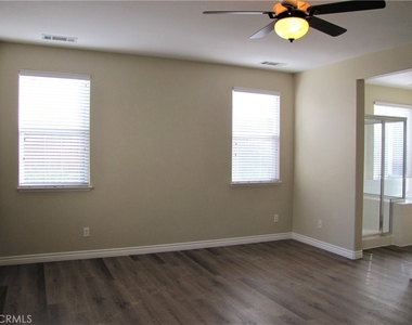 7342 Corona Valley Avenue - Photo Thumbnail 17