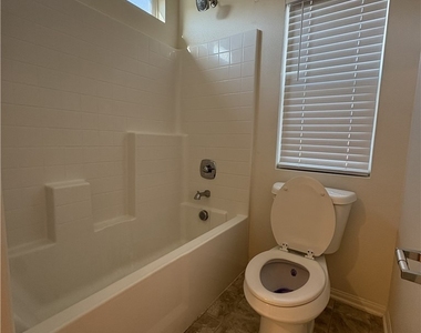 12918 Echo Valley Street - Photo Thumbnail 13