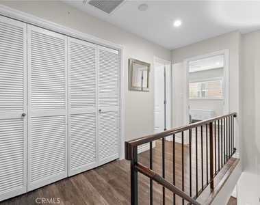 545 E Cypress - Photo Thumbnail 15