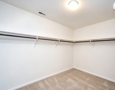 1826 Pinnacle - Photo Thumbnail 17