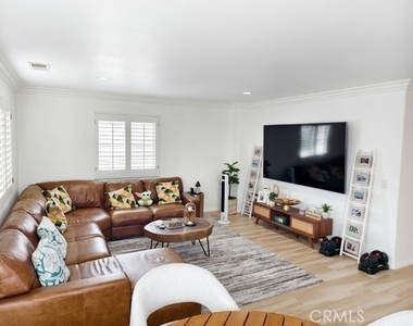 1826 Pinnacle - Photo Thumbnail 10