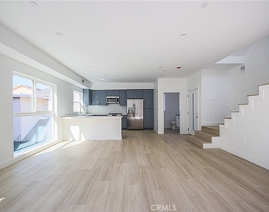 5265 Cartwright Avenue - Photo Thumbnail 54