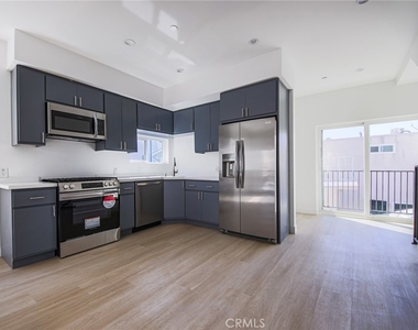 5265 Cartwright Avenue - Photo Thumbnail 34