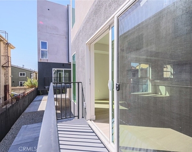 5265 Cartwright Avenue - Photo Thumbnail 57