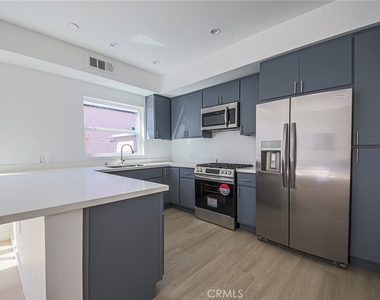 5265 Cartwright Avenue - Photo Thumbnail 50