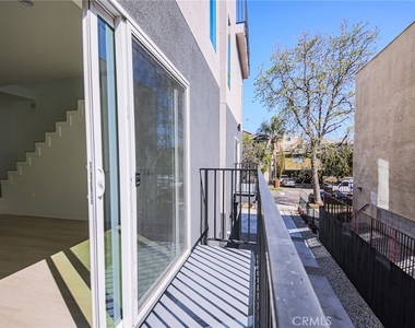 5265 Cartwright Avenue - Photo Thumbnail 24