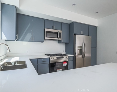 5265 Cartwright Avenue - Photo Thumbnail 51