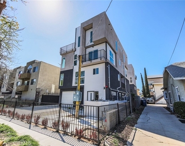 5265 Cartwright Avenue - Photo Thumbnail 10