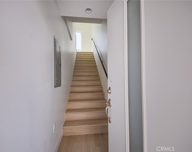 5265 Cartwright Avenue - Photo Thumbnail 31