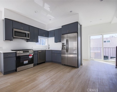 5265 Cartwright Avenue - Photo Thumbnail 34