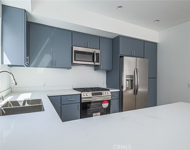 5265 Cartwright Avenue - Photo Thumbnail 30